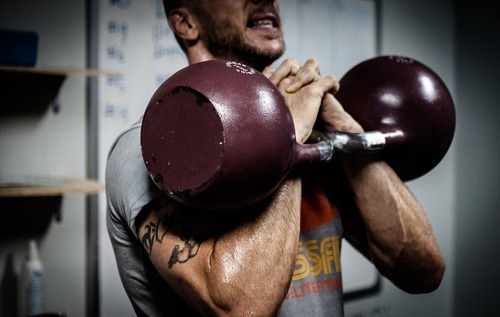 Kan man komme seg i form med Crossfit?